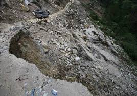 उत्तराखंड में बादल फटने से भूस्खलन