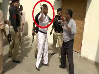 कराची में पिटे पाक पत्रकार चांद नवाब