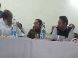 महिला एसपी से तकरार के बाद मंत्री ने बैठक छोड़ी