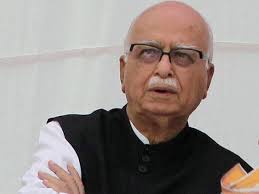 मोदी के पाक दौरे का आडवाणी ने किया स्वागत