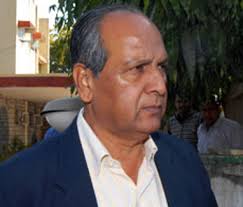 पूर्व मंत्री भरत सिंह ने दिया धरना
