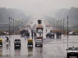 दिल्ली में बारिश से गर्मी से राहत