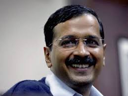 केजरीवाल ने फिर उठाए पीएम की डिग्री पर सवाल