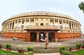 संसद से कुछ ही दूरी पर लटकी मिली लाश