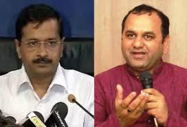 केजरीवाल और महेश गिरी के बीच छिड़ी जंग