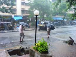 मुंबई में मूसलाधार बारिश
