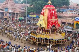 पुरी में रथयात्रा महोत्सव शुरू