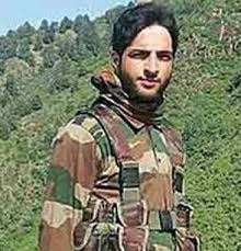 कश्मीर में फैली हिंसा पर शिवसेना ने बीजेपी पर साधा निशाना
कश्मीर की कमान महबूबा को देकर भाजपा ने गलती तो नहीं की