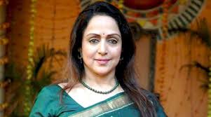 हेमा ने सोशल मीडिया से किनारा किया 
राजनीतिक गातिविधियां नहीं करेगी शेयर
अभिनय और नृत्य तक ही रहेगी सीमित