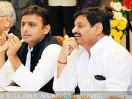 अखिलेश यादव से मिले शिवपाल