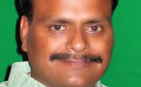 मायावती को झटका, ब्रिजेश पाठक ने छोड़ी बसपा