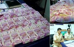 मुंबई में 1 करोड़ 40 लाख रुपए के नए नोट बरामद