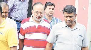 खान आवंटन घोटाले में तीन छह अधिकारी दोषी
