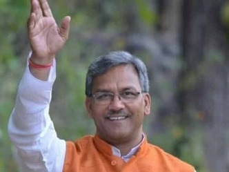 संघ के सिपाही त्रिवेंद्र रावत को दोस्त बुलाते हैं पक्का पहाड़ी