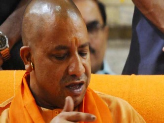 योगी के तेवर UP में लागू होगा सिटीजन चार्टर सख्ती से पालन कराया जाएगा