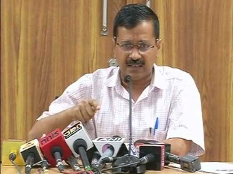 केजरीवाल का आरोप 200 में से 18 EVM गड़बड़ फिर भी धृतराष्ट्र बना है चुनाव आयोग