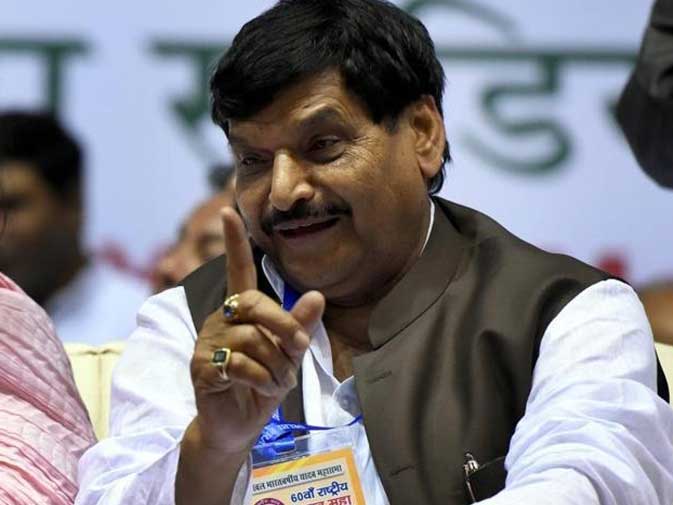 चुनाव पूर्व वादे को पूरा करें अखिलेश पार्टी को करें एक
