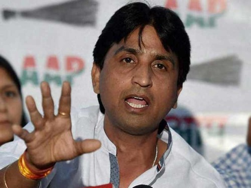केजरीवाल के घर PAC की बैठक, कुमार भी हो सकते हैं शामिल
