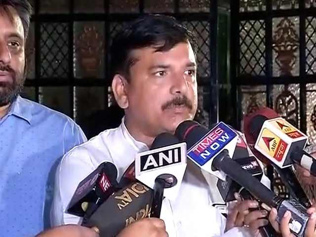 मंत्री पद जाने से बौखला गये हैं कपिल, भाजपा की वाणी बोल रहे हैं -संजय सिंह