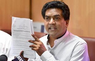 कपिल मिश्रा ने दिल्ली सरकार पर लगाया 400 करोड़ के घोटाले का आरोप