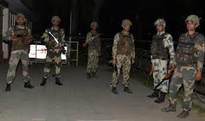 आतंकी हमला: जम्मू-कश्मीर मे बांदीपोरा के सुंबल में CRPF कैंप मे आत्मघाती हमला नाकाम