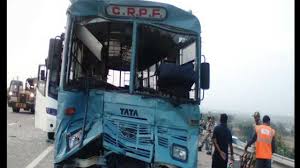 एक्सप्रेस वे पर वोल्वो की टक्कर से सीआरपीएफ के 10 जवान घायल, हॉस्पिटल में भर्ती