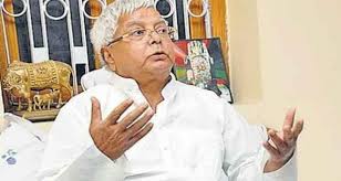 पटना इंनकम टैक्स ऑफिस में तेजस्वी से छह घंटे और राबड़ी देवी से तीन घंटे तक पूछताछ...
