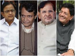 केंद्रीय मंत्रिमंडल फेरबदल : नये रक्षा मंत्री के लिए प्रभु और गोयल के नामो पर चर्चा ...