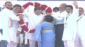 कुछ कारोबारियों को छोड़ समाज का कोई भी भाग यहां खुश नहीं- राहुल गांधी.....