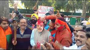 गुजरात चुनाव मे  भाजपा लगातार छठी बार बनाएगी सरकार, कांग्रेस ने ईवीएम पर फोड़ा ठीकरा