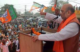 अमित शाह ने एक चुनावी रैली मे कहा "BJP कार्यकर्ताओं के हत्यारों को ढूंढकर जेल में डालेंगे"