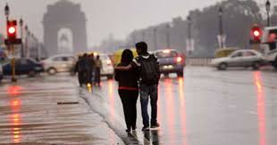 Weather Update: पहाड़ों में बर्फबारी से मैदान में बढ़ी ठंड, अगले 3 दिन बारिश के असर