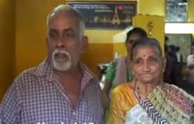 चाय की दुकान चलाकर 23 देश घूम चुका है केरल का ये कपल, उम्र है 65 साल