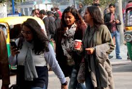 Weather Update: ठंड के साथ दिल्ली-NCR फिर बढ़ा प्रदूषण, आज रात होगी हल्की बारिश