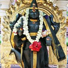 तीर्थ दर्शन / काशी के मंदिर में कार्तिक पूर्णिमा को प्रकट होते हैं शनिदेव, दर्शन करने से मिलती है ग्रह दोषों से मुक्ति