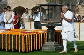 प्रधानमंत्री नरेंद्र