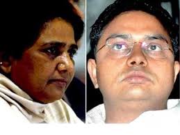 मायावती ने भतीजे आकाश आनंद को बनाया बीएसपी का नैशनल कोऑर्डिनेटर, भाई आनंद कुमार को राष्ट्रीय उपाध्यक्ष