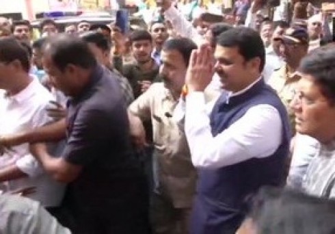 चार दिन चली महाराष्ट्र की सरकार, फ्लोर टेस्ट से पहले देवेंद्र फडणवीस ने सीएम पद से दिया इस्तीफा