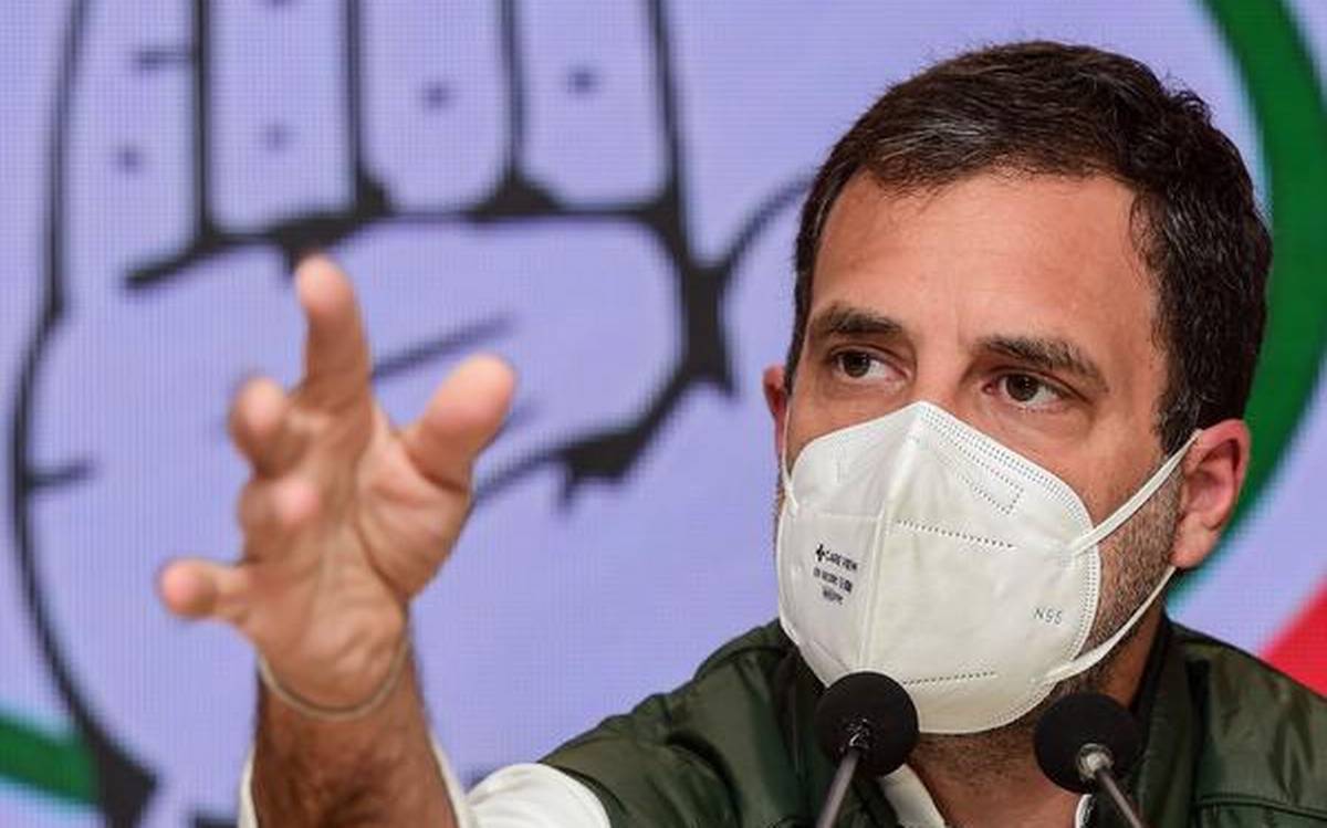 कांग्रेस के पूर्व अध्यक्ष राहुल गांधी ने देश में वायरस की तीसरी लहर की स्थिति को लेकर मोदी सरकार पर हमला बोला