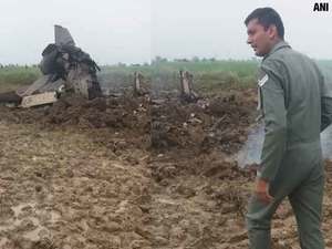 मध्यप्रदेश:भिंड में मिग-21 ट्रेनी विमान क्रैश,चौधरीपुरा इलाके पास हुआ क्रैश,पायलट सुरक्षित
