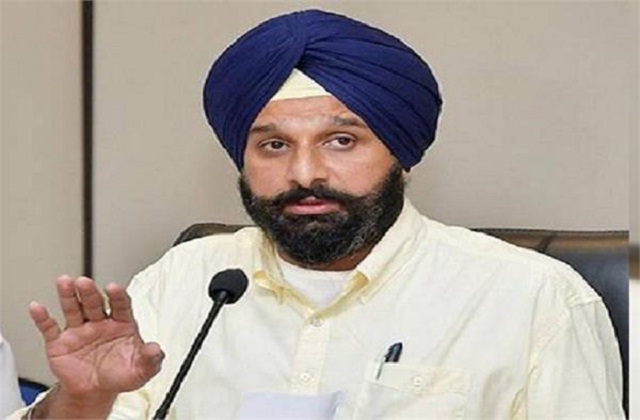 पंजाब सरकार :ड्रग्स केस में अकाली नेता पर केस,पूर्व मंत्री मजीठिया अंडरग्राउंड