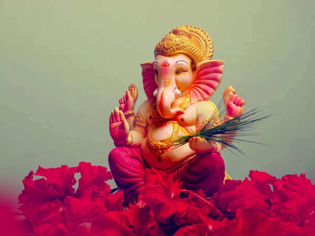 Sankashti Chaturthi 2021 Puja Vidhi: ऐसे करें पूजा, जरुर पढ़ें यह व्रत कथा