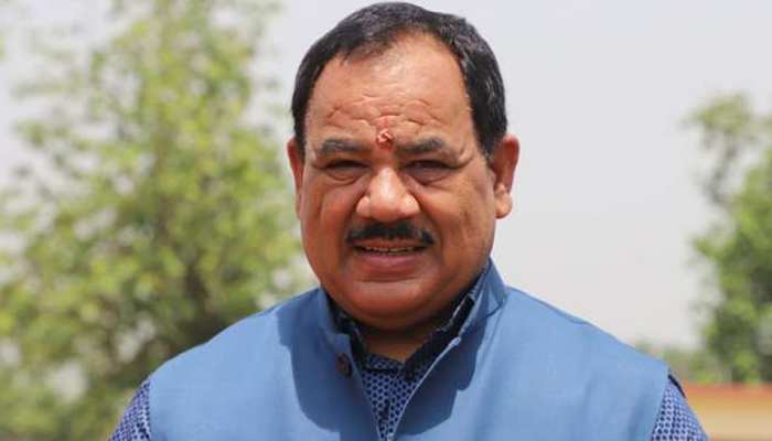 उत्तराखंड के कैबिनेट मंत्री डॉ हरक सिंह रावत को मंत्रिमंडल से कर दिया गया है बर्खास्त