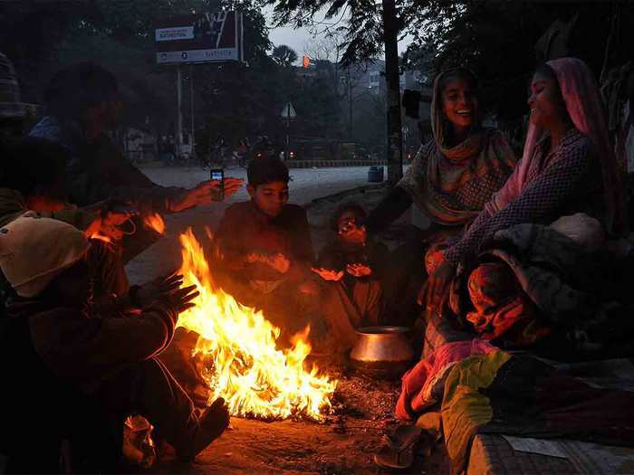 उत्तर भारत में फिलहाल ठंड से राहत मिलने के आसार नहीं,7 राज्यों में भीषण ठंड का अनुमान