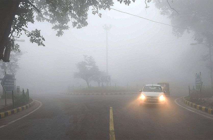weather update today:शीतलहर और कोहरे ने बढ़ाई परेशानी,कई शहरों में धूप निकलने से मिली राहत