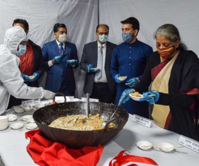 इस बार हलवा नहीं मिठाई से बजट की शुरुआत,पेपरलेस बजट पेश करेंगी वित्त मंत्री