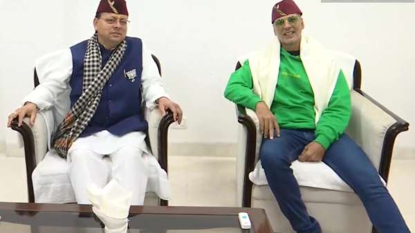 उत्तराखंड के सीएम पुष्कर सिंह धामी से मिले एक्टर अक्षय कुमार,चुनावी मौसम में प्रदेश के ब्रांड एंबेसडर बने अक्षय