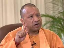 यूपी के मुख्यमंत्री योगी आदित्यनाथ ने समाजवादी पार्टी पर बड़ा हमला करते हुए आतंकवादी के परिवार के साथ रिश्ता बताया