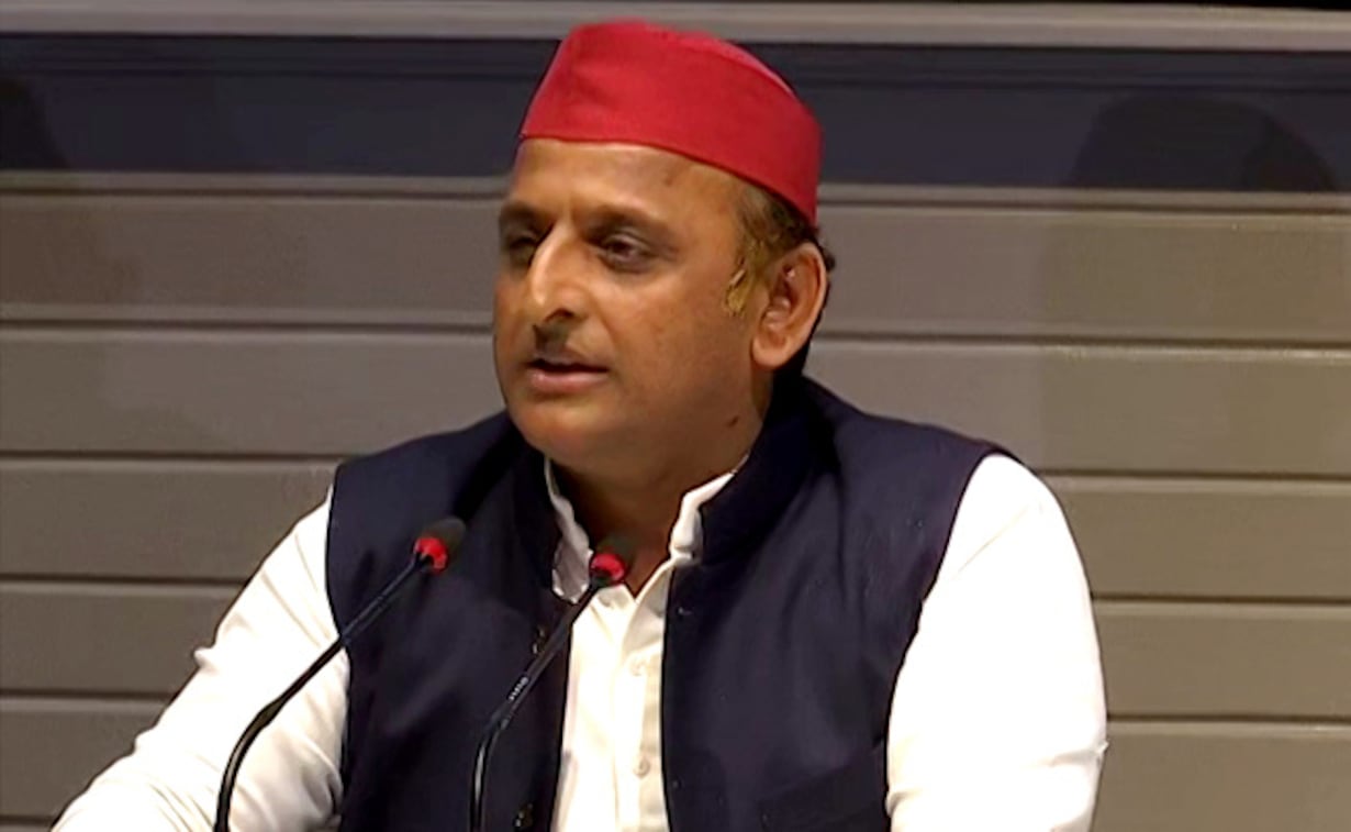 यूपी के उच्च सदन में और बढ़ेगा सपा का संकट, हो सकती है कांग्रेस वाली हालत
