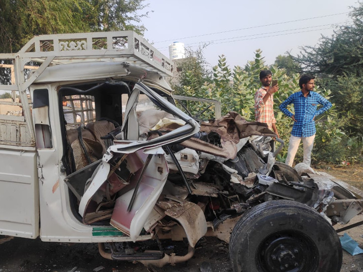 उदयपुर में पिकअप खाई में गिरी, 5 की मौत, 16 घायल, CM गहलोत ने जताया दुख